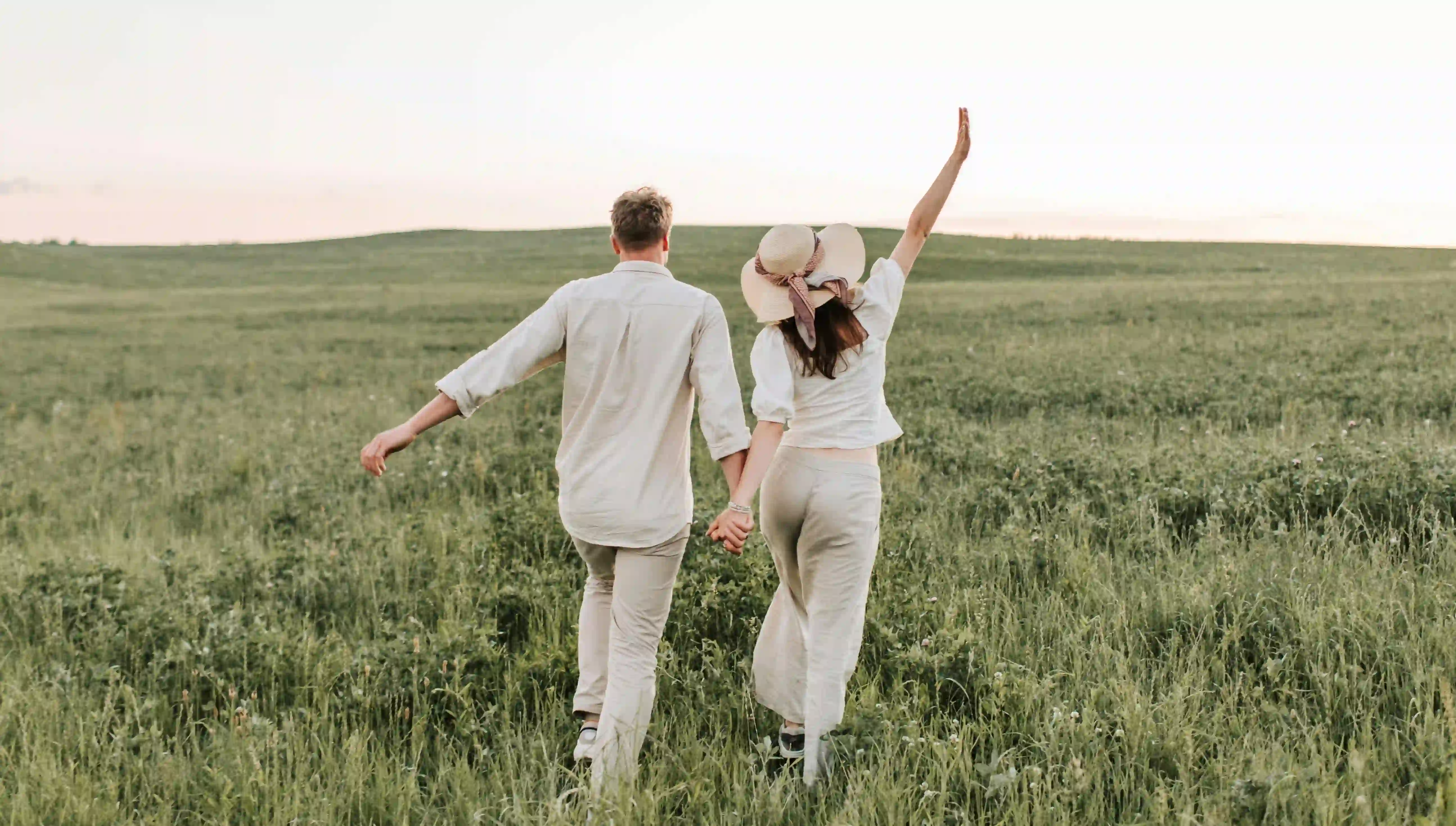 A man spending time with a woman in a place she enjoys can be an effective way on how to make her like you